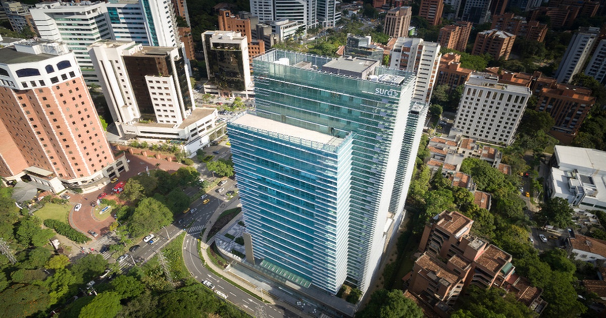 Grupo SURA moves forward with its debt management strategy with two credit operations for COP 1.8 trillion