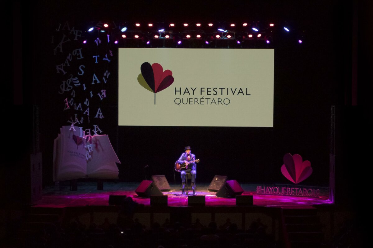 SURA celebra la 10° edición del Hay Festival Querétaro, una década de incentivar la cultura en México
